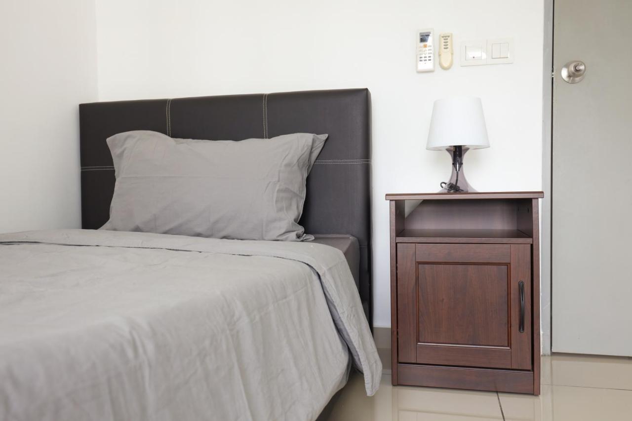 Cozy 3-Bedroom Condo With Pool - Seri Kembangan Buitenkant foto